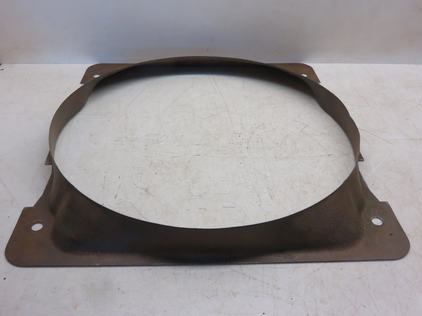 AB4775R, B1512R John Deere Fan Shroud For B, 50, 520, 530