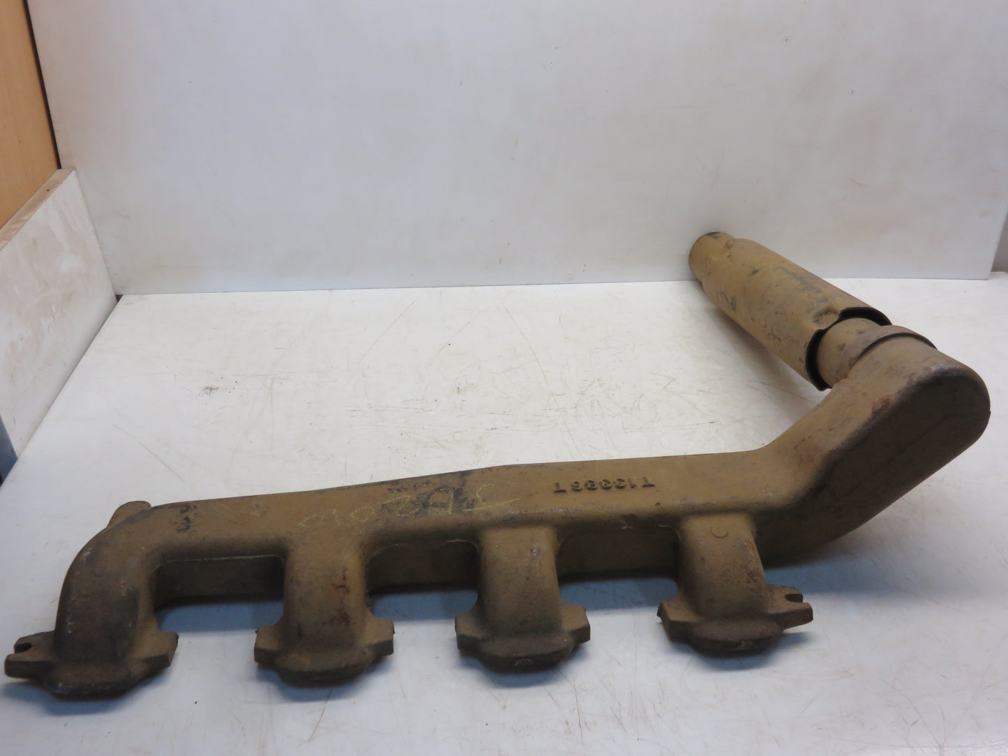 AT16379, T13386 John Deere NOS Diesel Exhaust Manifold For 2010