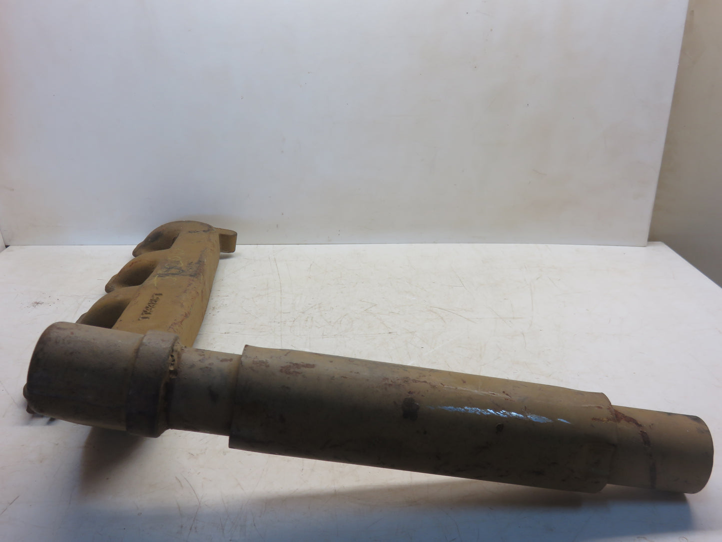 AT16379, T13386 John Deere NOS Diesel Exhaust Manifold For 2010
