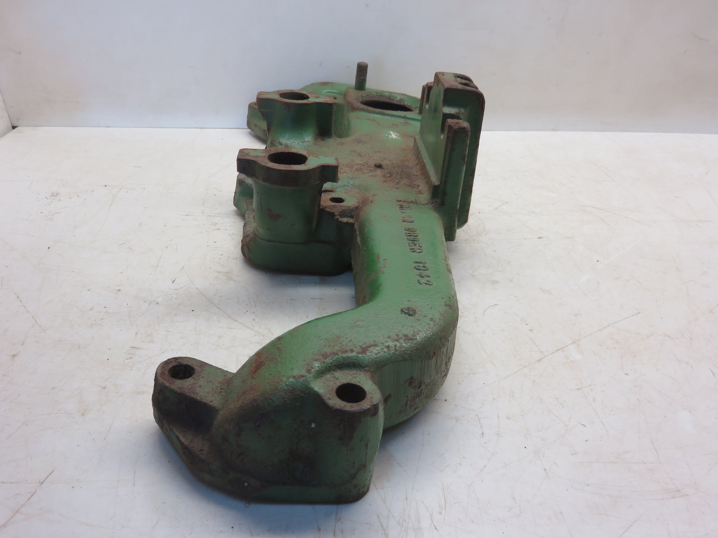 R31744 John Deere NOS Underslung Exhaust Manifold For Gas 3010, 3020