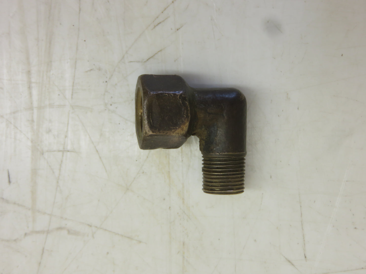 B2526R John Deere Gas Line Elbow For A, B