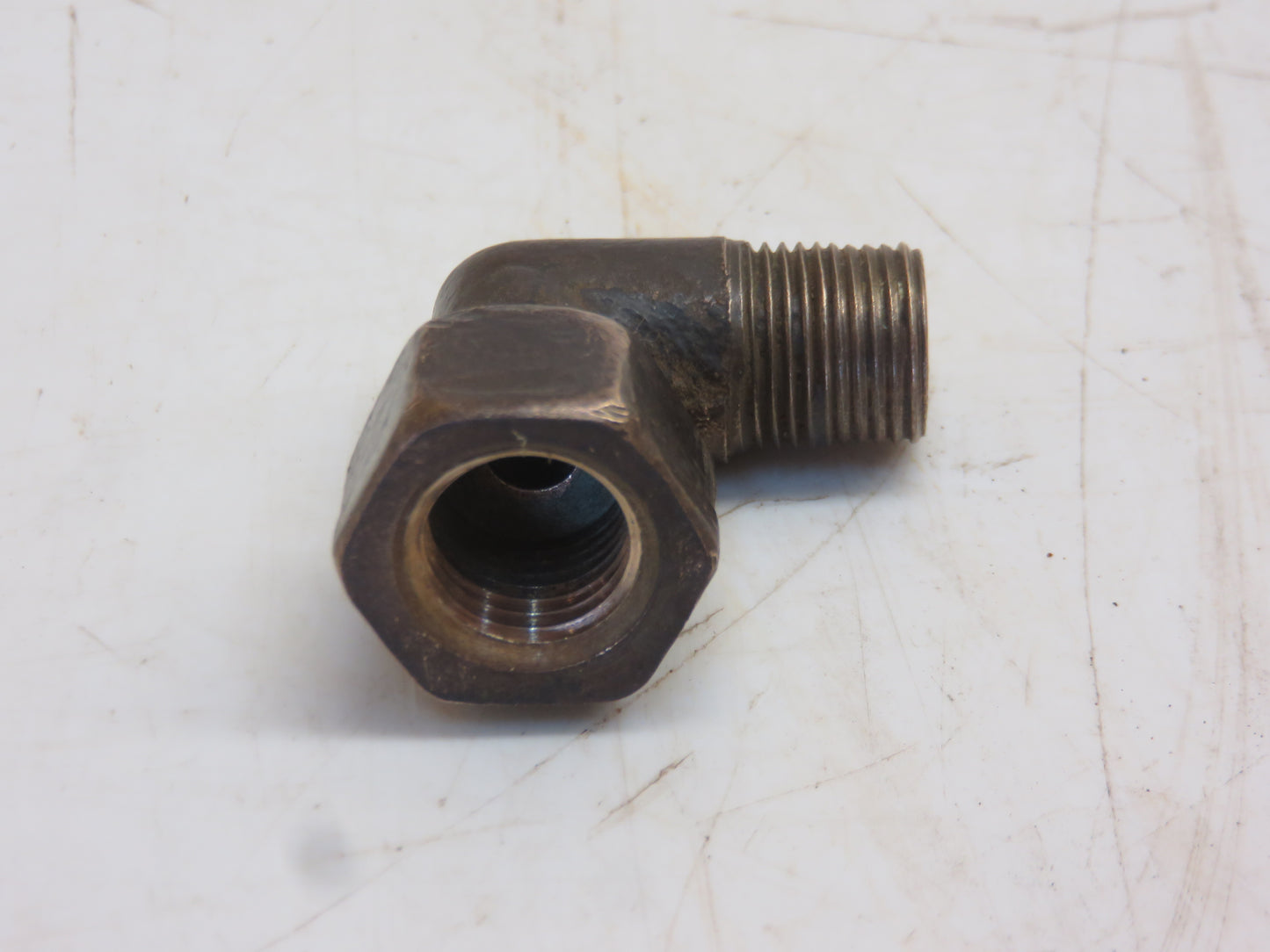 B2526R John Deere Gas Line Elbow For A, B
