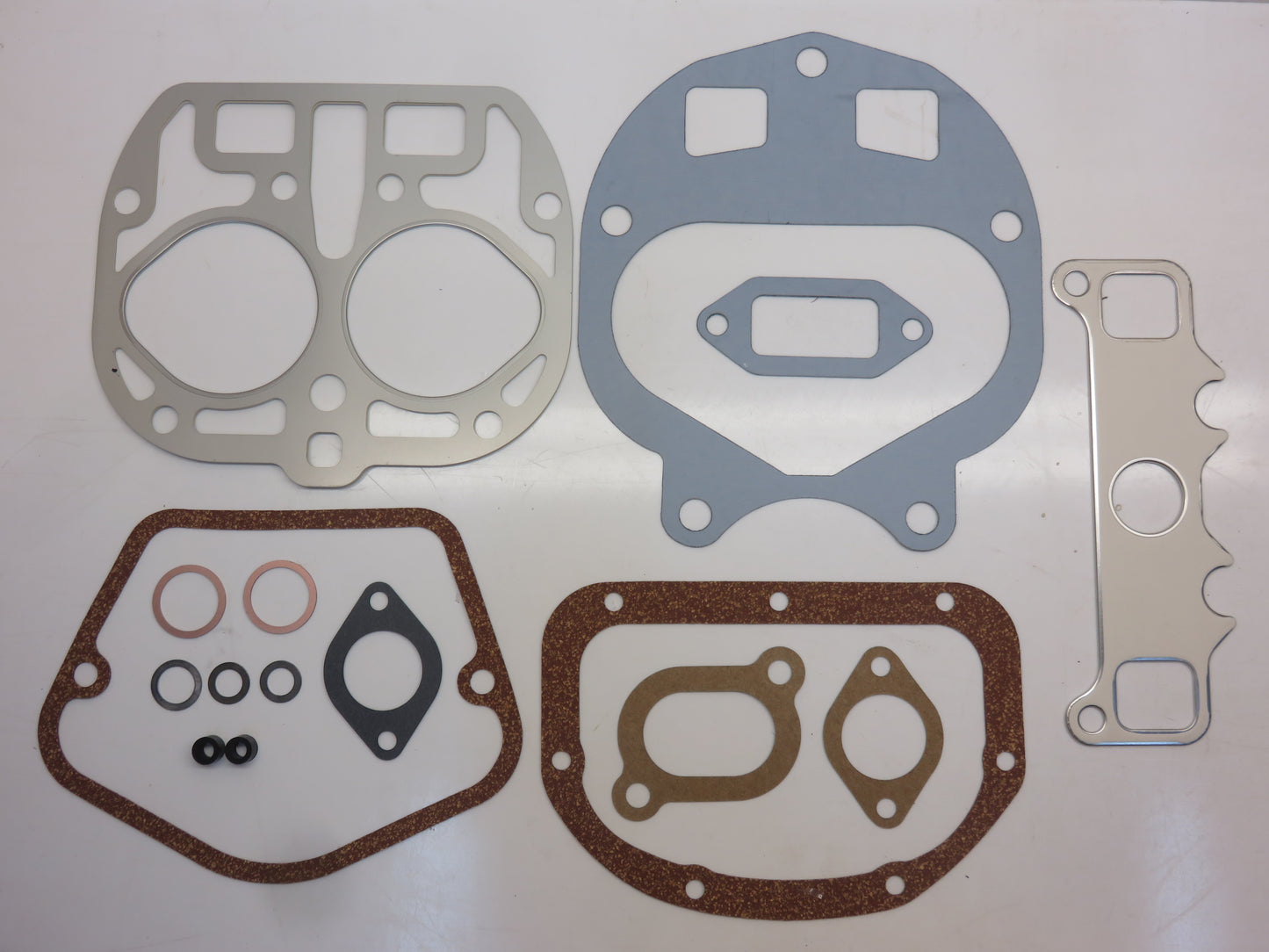 AH1160R John Deere Valve, Ring And Cylinder Replacement Gasket Set For H