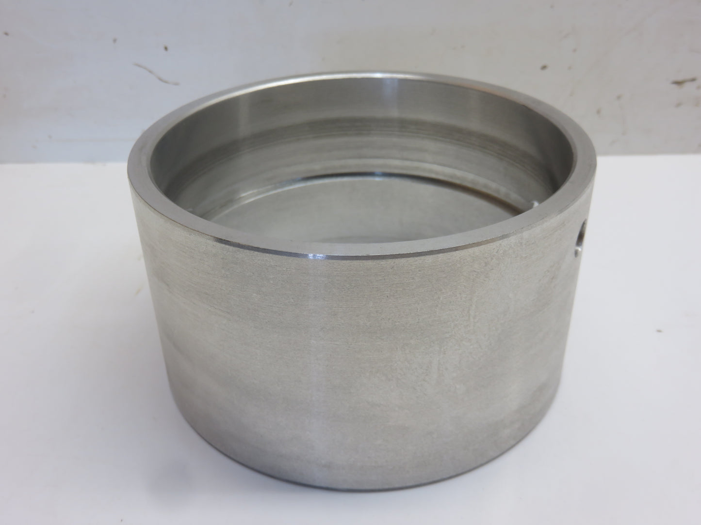 R1404R John Deere Main Bearing For 80, 820, 830