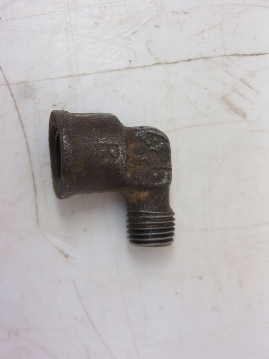 A2501R John Deere Oil Pressure Gauge Elbow For A, AR, AO, B, G, H, R