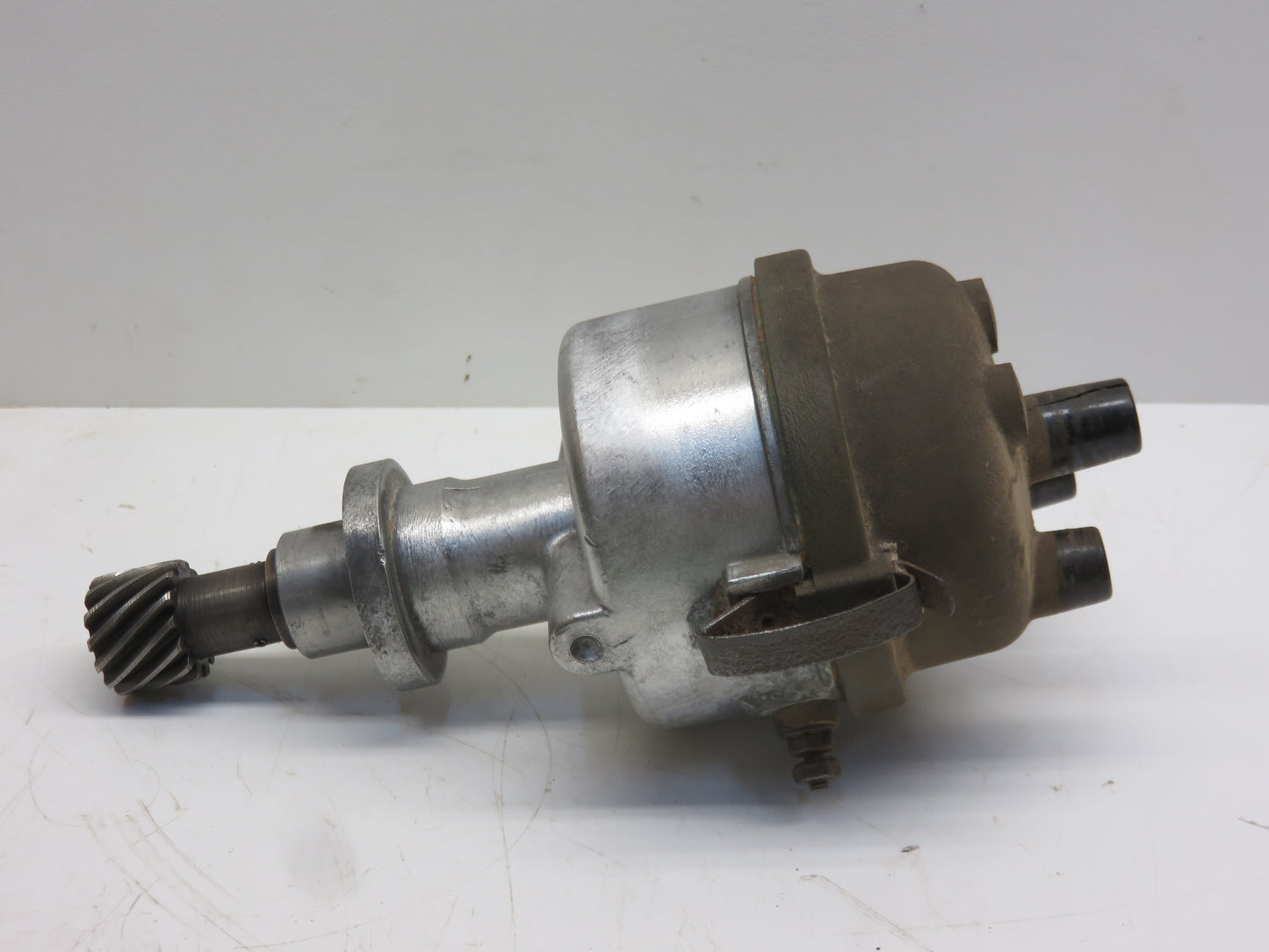 AR21543R, X30062 John Deere Distributor Core For 620, 720, 630, 730