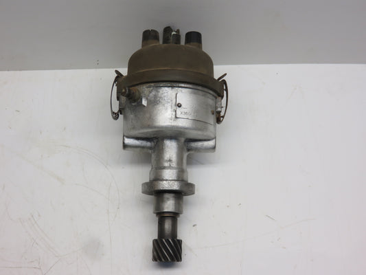 AR21543R, X30062 John Deere Distributor Core For 620, 720, 630, 730