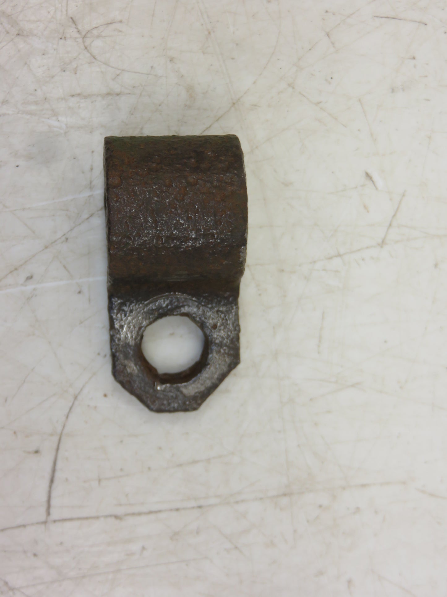 A2613R John Deere Light Bracket Clamp For A, AR, AO, B, G, H, 60, 620