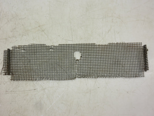 B1565R John Deere Radiator Trash Screen For B