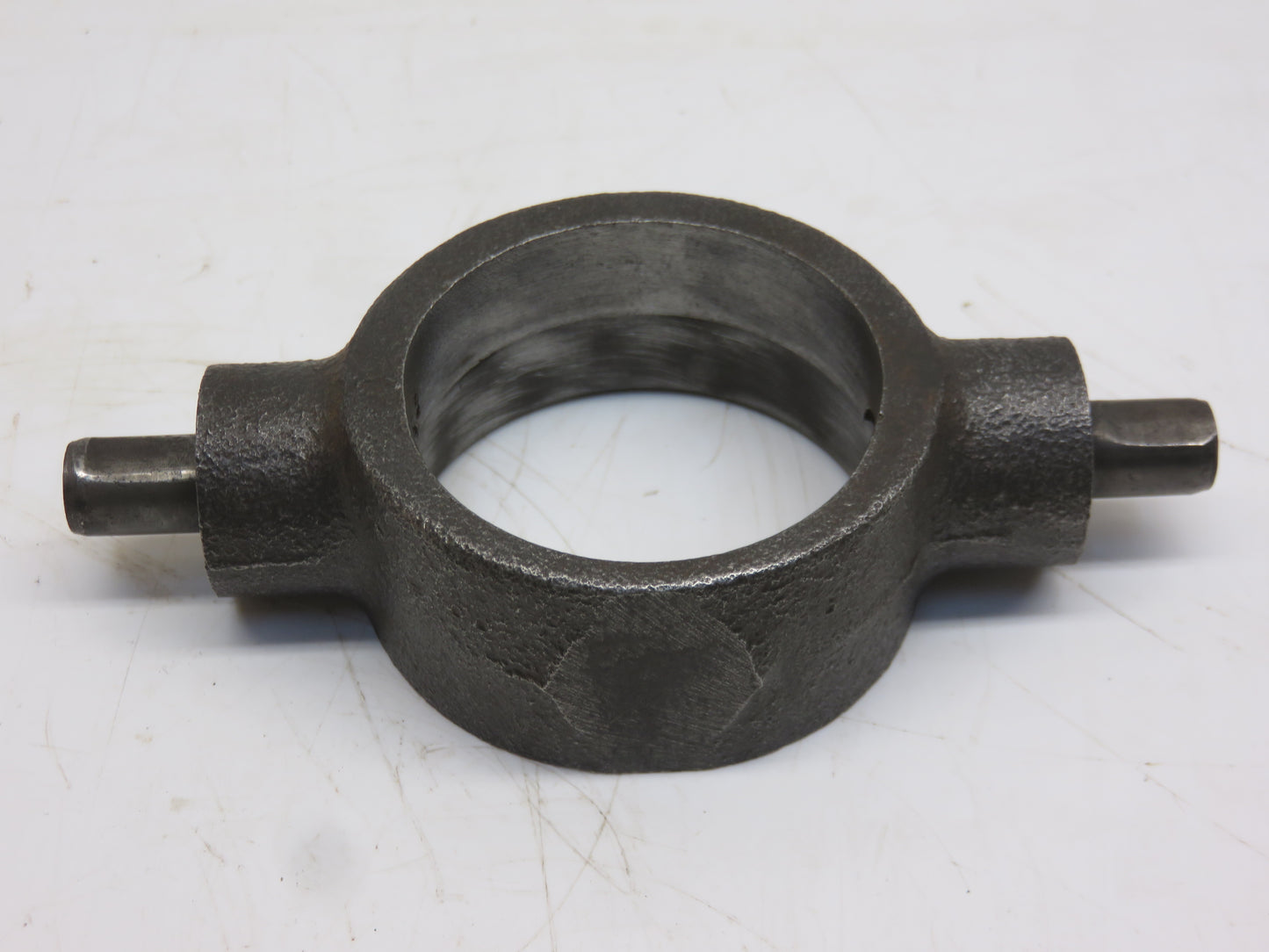 AR32182, R27301 John Deere Transmission Clutch Collar For 4010, 4000, 4020