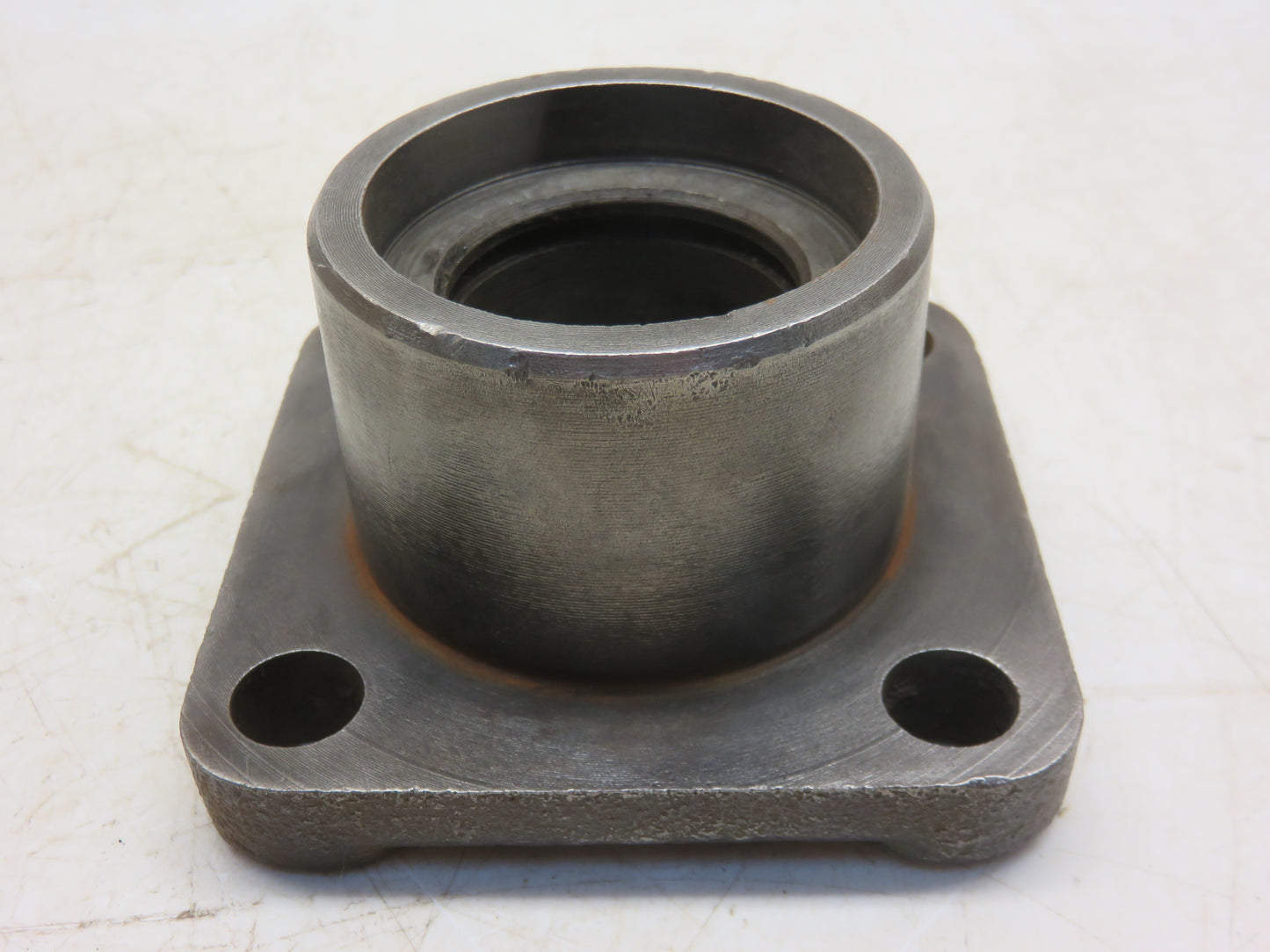 A56R John Deere Steering Worm Bearing Quill For A