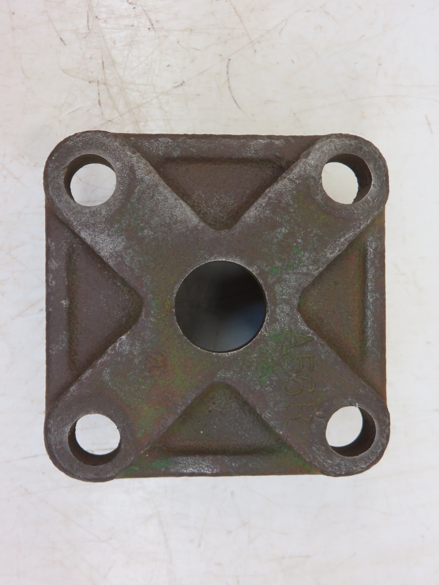 A56R John Deere Steering Worm Bearing Quill For A