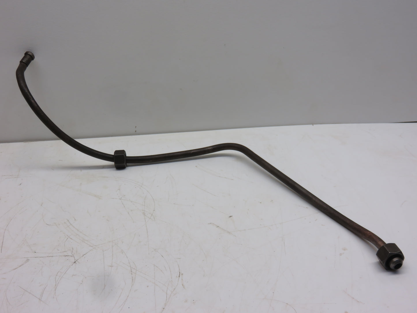 AA3989R John Dere Left Hand Main Bearing Oil Line For A, AR, AO