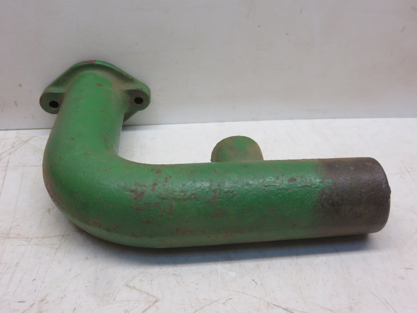 B1408R John Deere Air Intake Pipe For B
