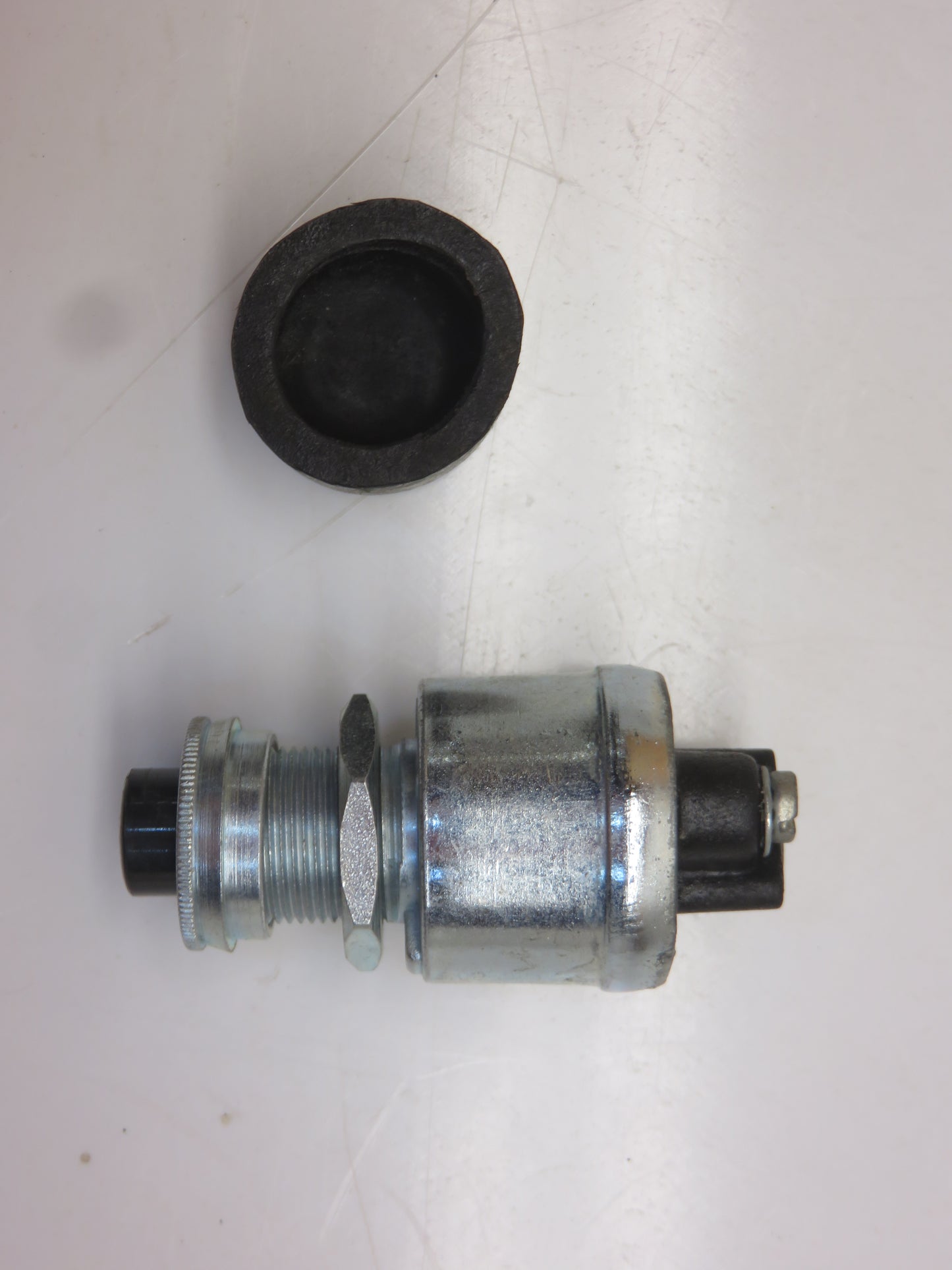 R39554 John Deere Starter, Ether Or Horn Switch For 2510, 5010, 3020, 4020,