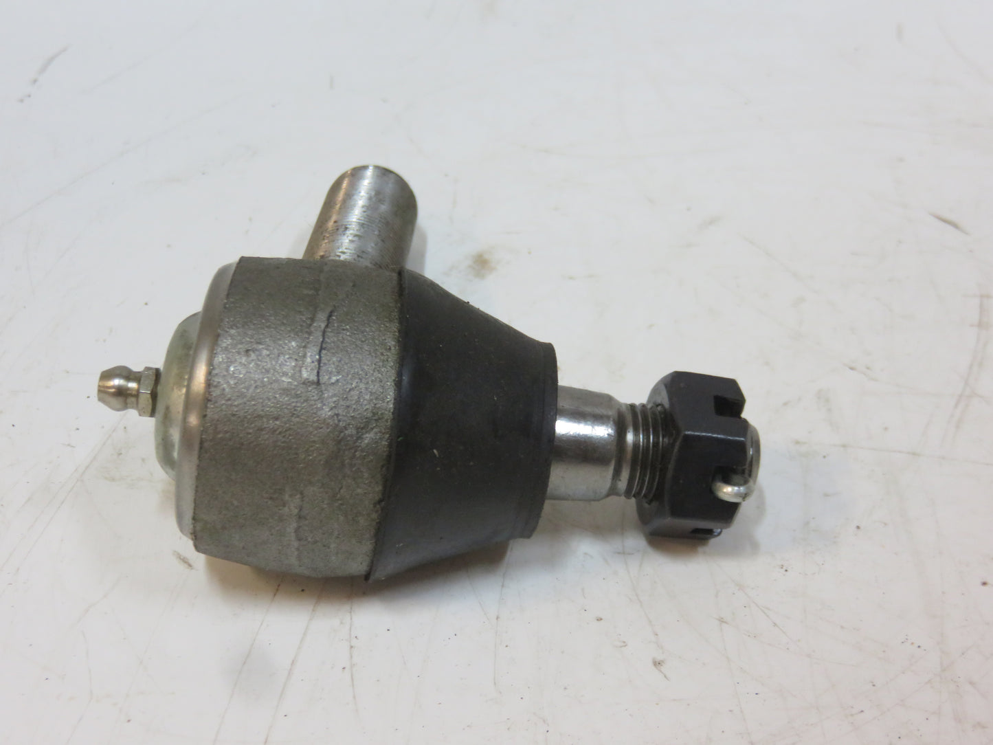 AR21945R John Deere Left Hand Tie Rod End For 520, 620, 720, 820, 530, 630, 730, 830