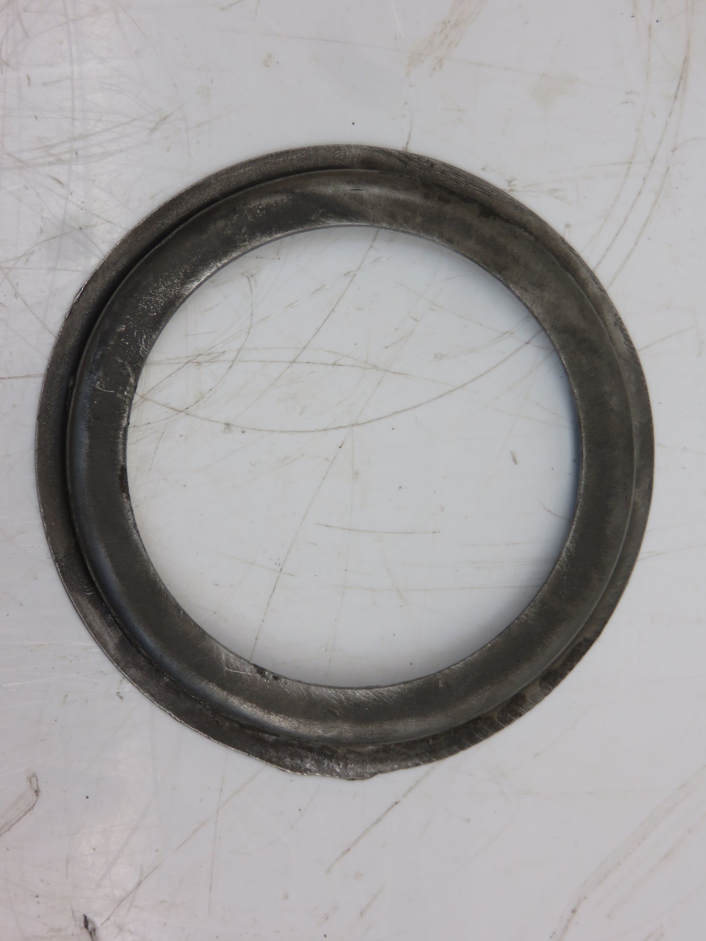 B2434R John Deere Sliding Gear Shaft Left Hand Bearing Oil Retainer For A, B, 50