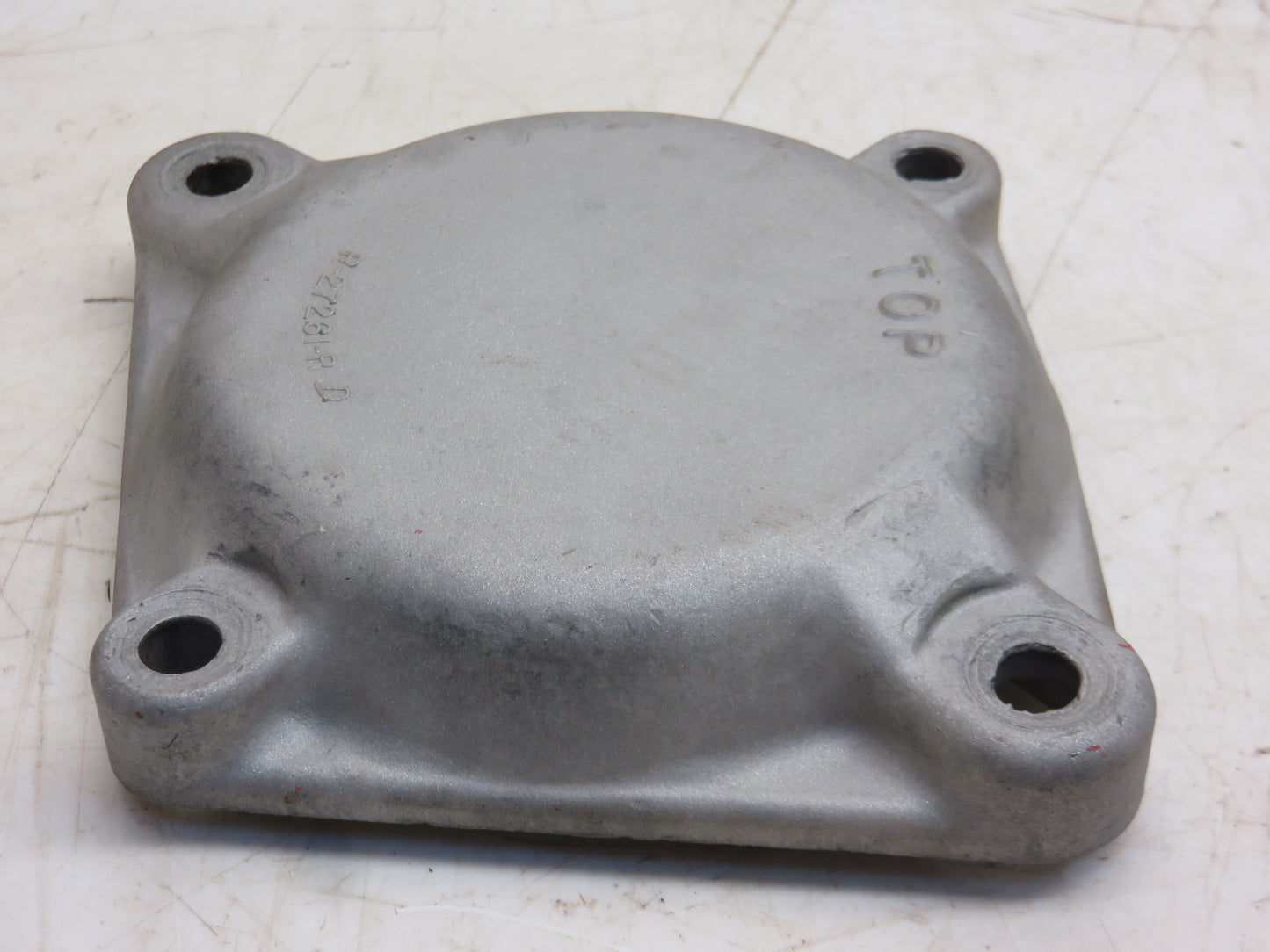 R27261, R42054 John Deere Oil Filter Cover For 3010, 4010, 3020, 4000, 4020, 4230