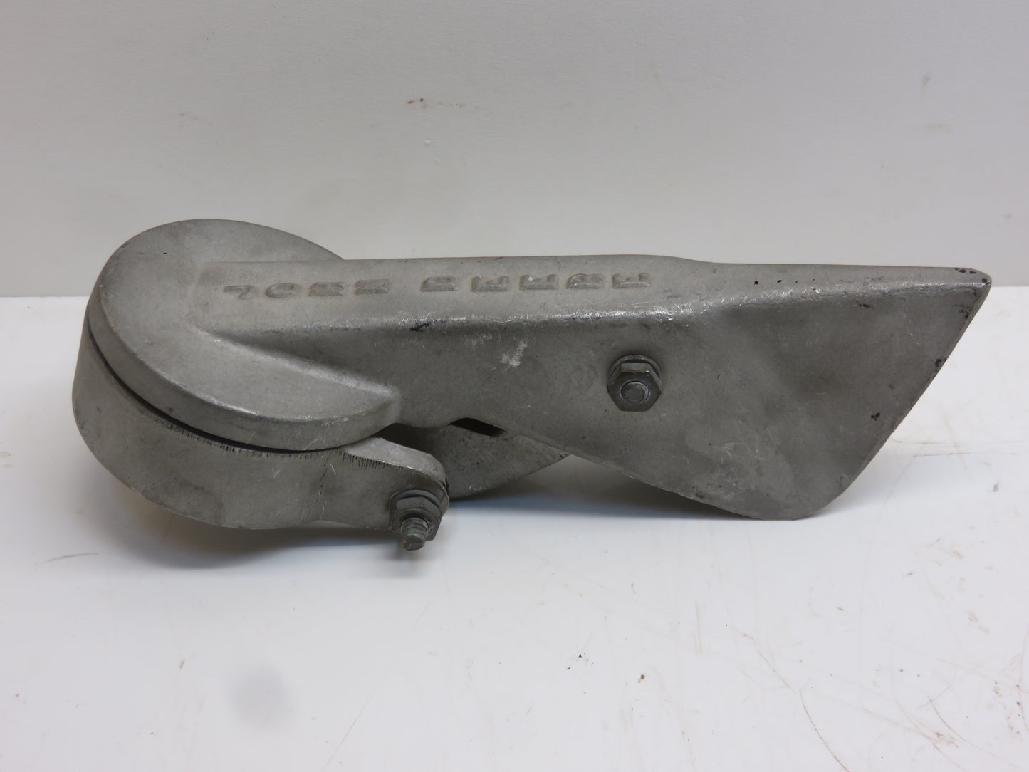 AR30005 John Deere Exhaust Rain Cap For 3010, 4010