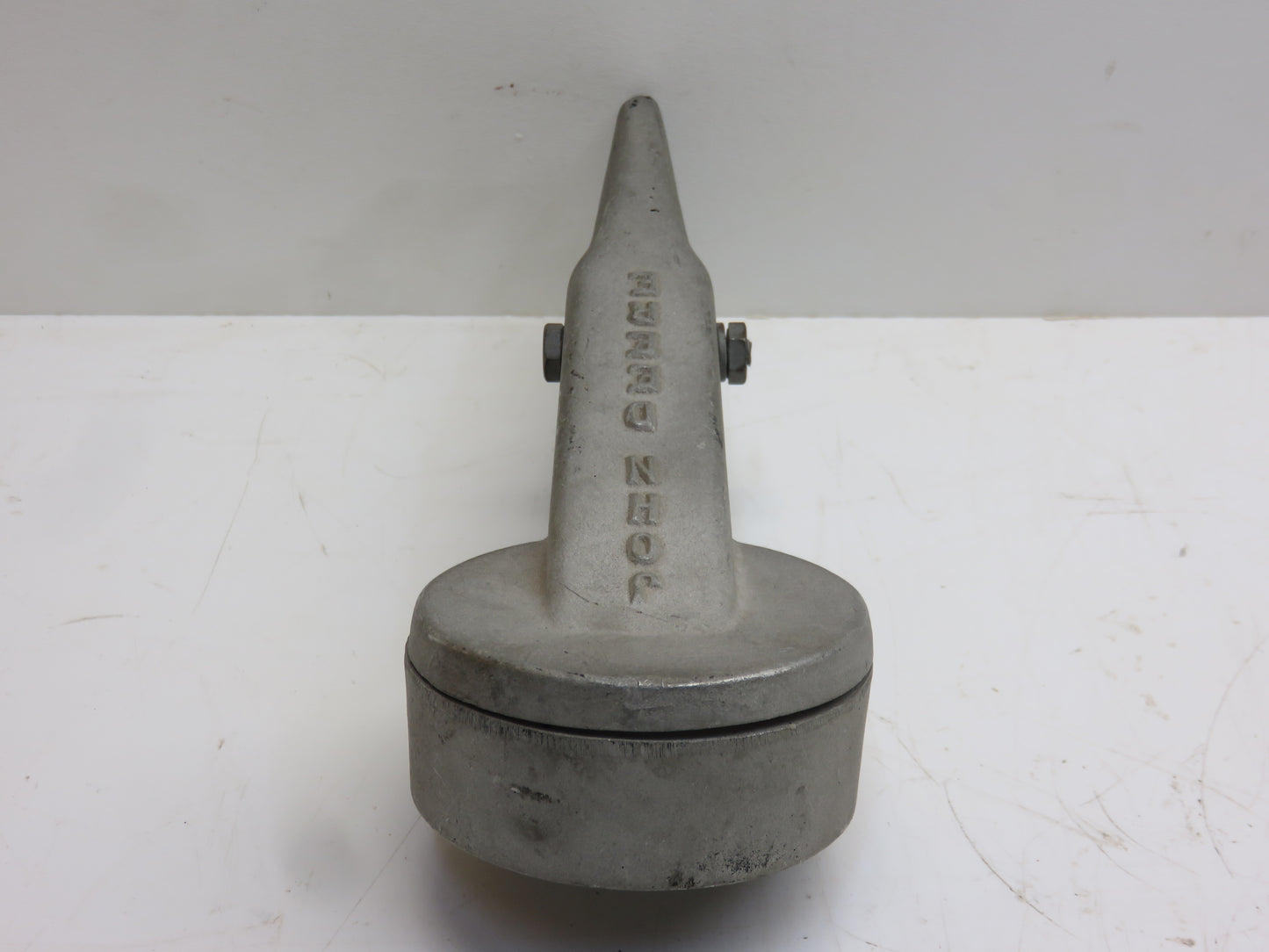 AR30005 John Deere Exhaust Rain Cap For 3010, 4010