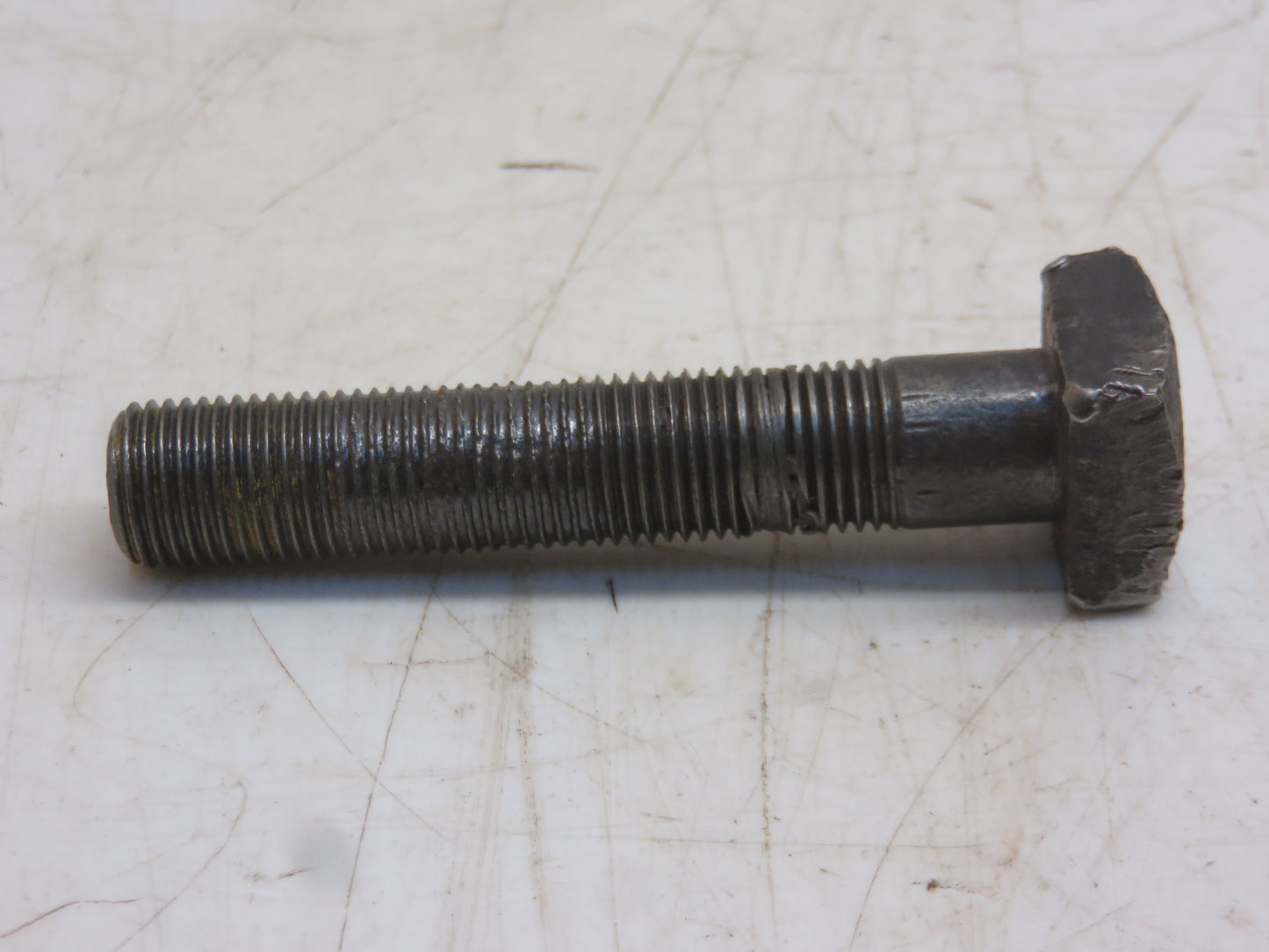 M3800T John Deere Rear Wheel Bolt For 40, 320, 420, 330, 430, 1010