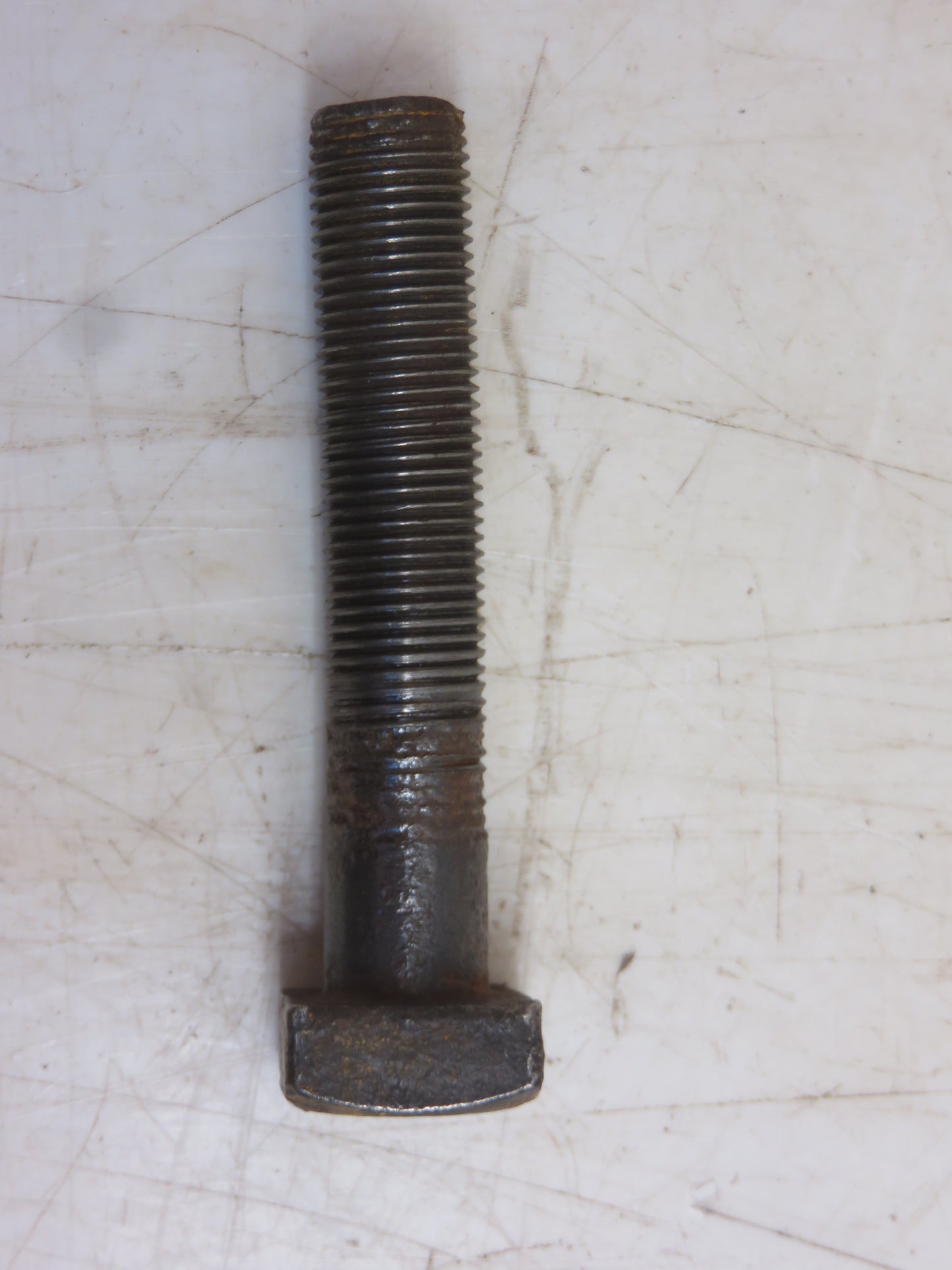 M3800T John Deere Rear Wheel Bolt For 40, 320, 420, 330, 430, 1010