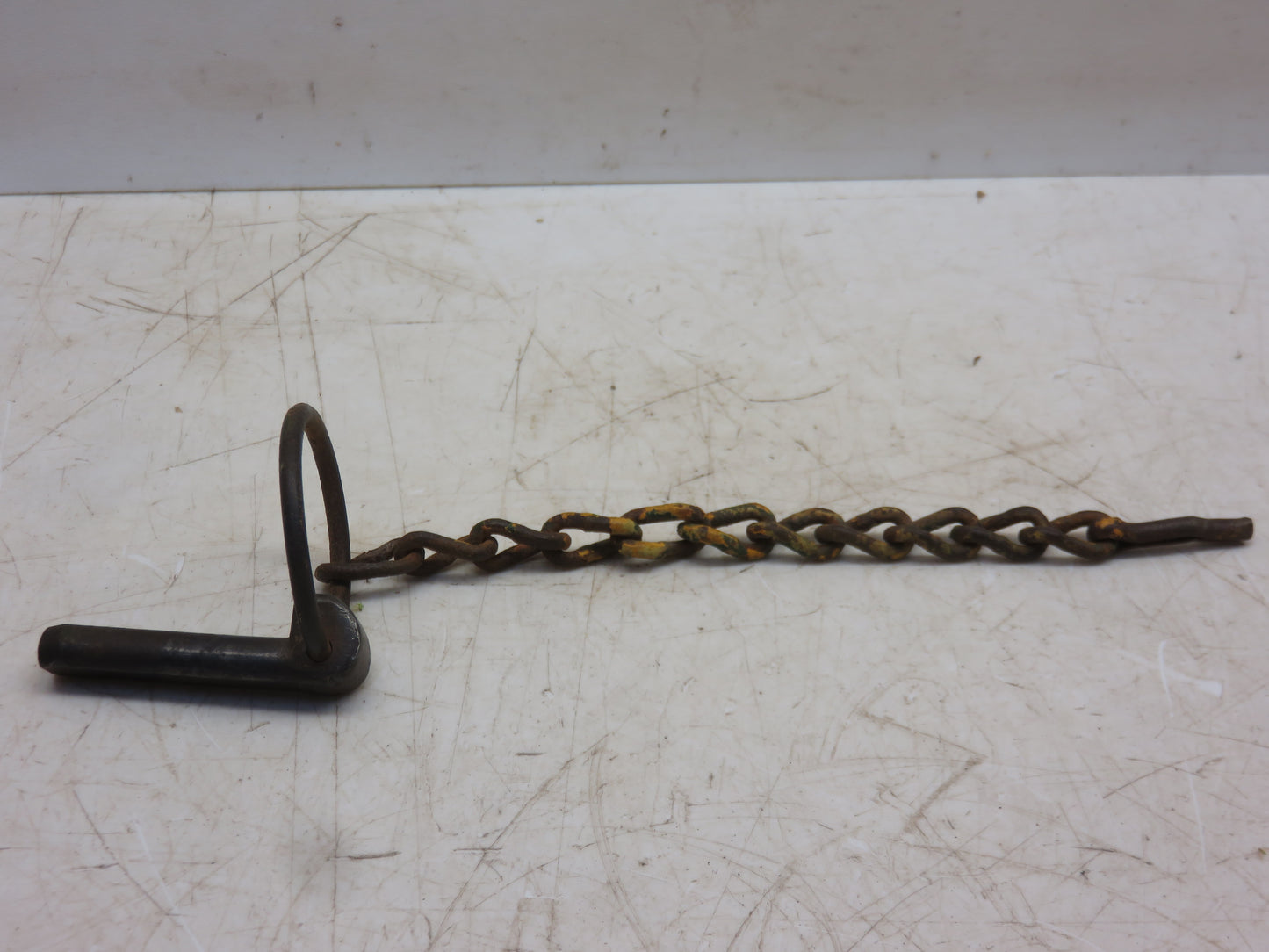 AM1909T John Deere Quick Lock Pin With Chain For 40, 320, 420, 330, 430, 435