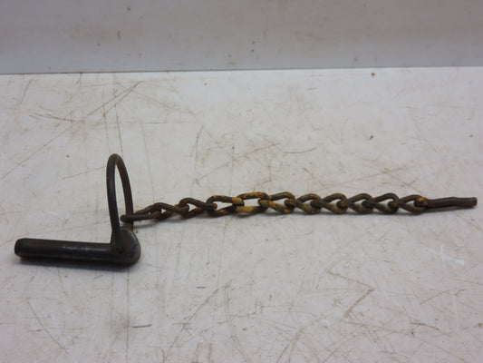 AM1909T John Deere Quick Lock Pin With Chain For 40, 320, 420, 330, 430, 435