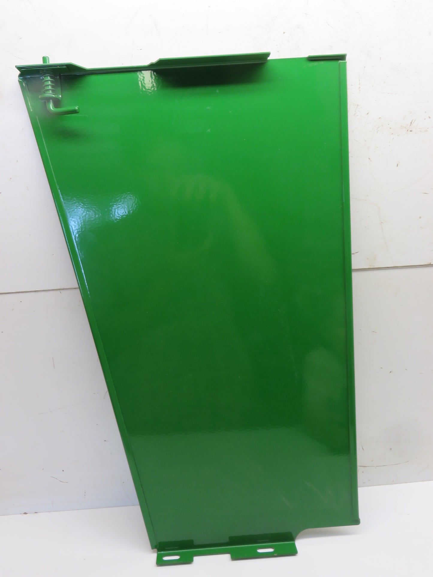 AR40773 John Deere Right Rear Engine Side Shield For 4000, 4020