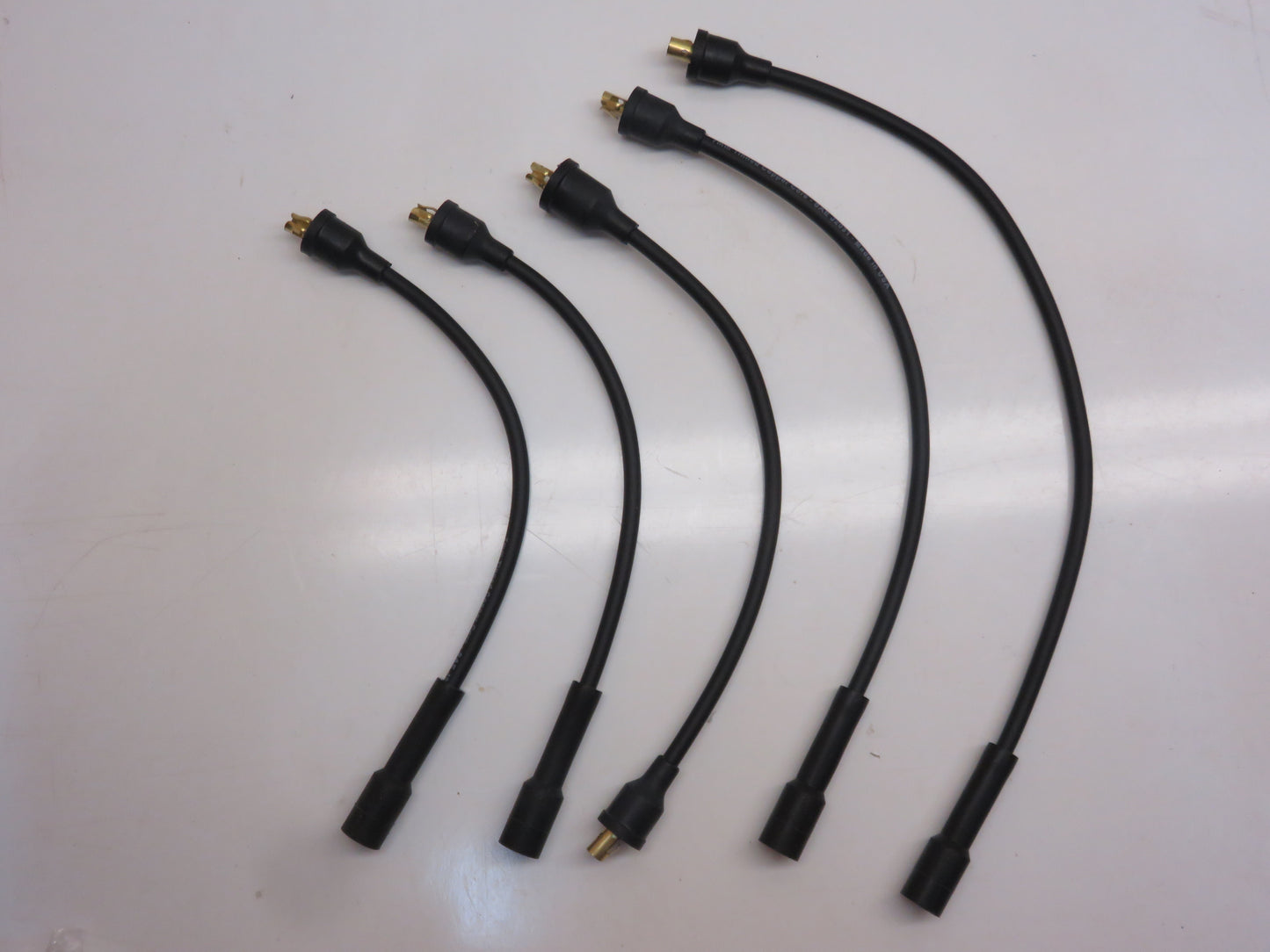 AT24384 John Deere Spark Plug Wire Set For 1010, 2010
