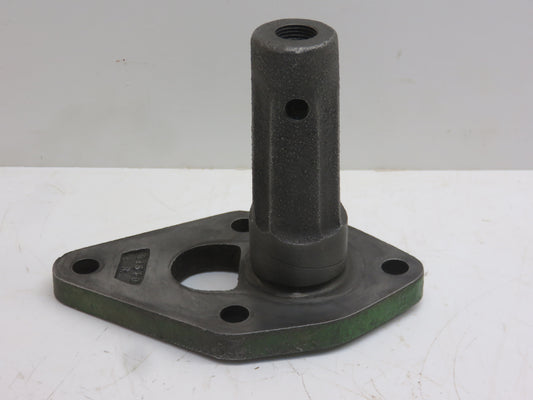 R1579R John Deere Engine Oil Manifold For 80, 820, 830