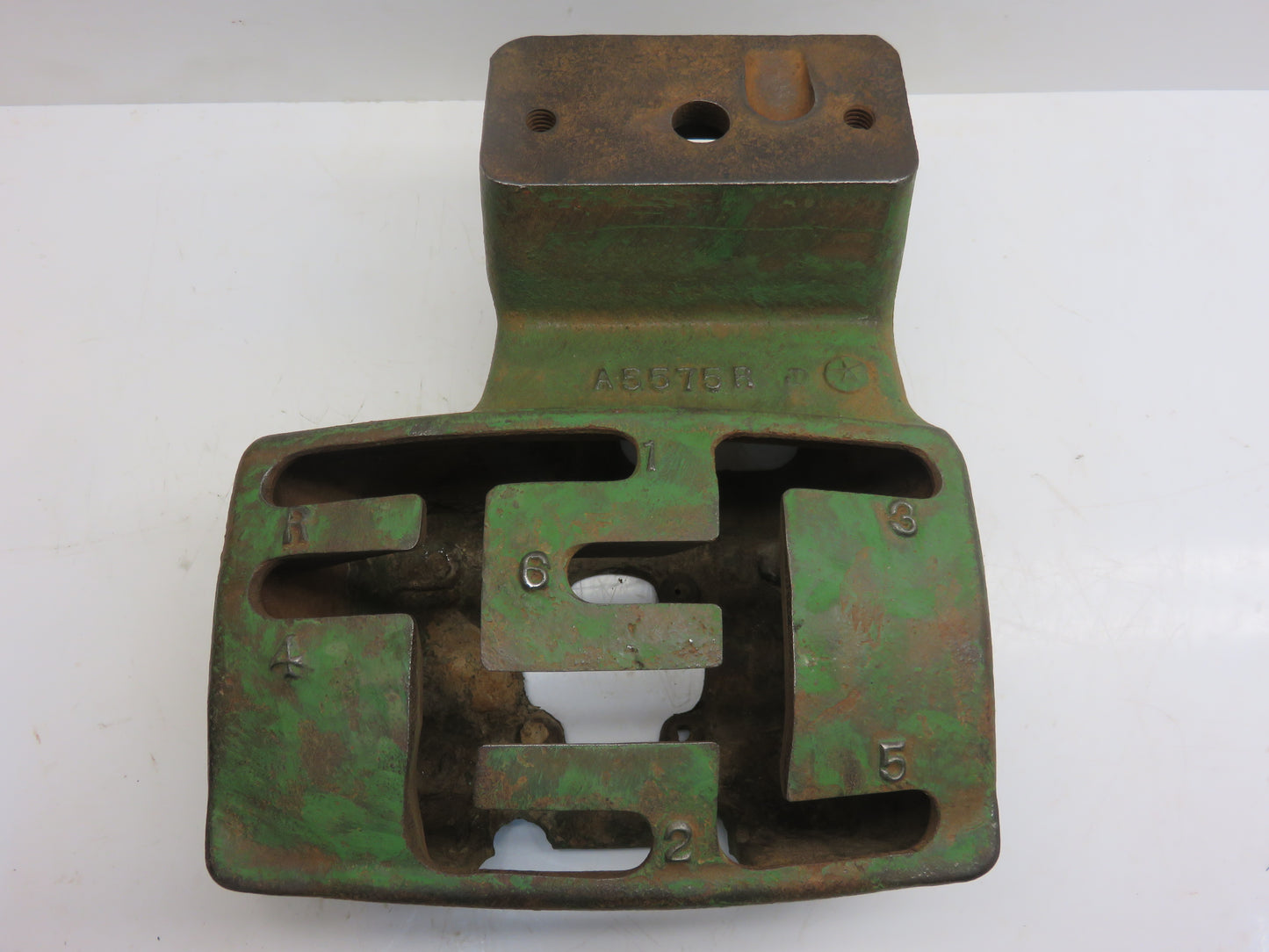 A5576R, A5575R John Deere Gear Shift Quadrant For 60, 620, 630