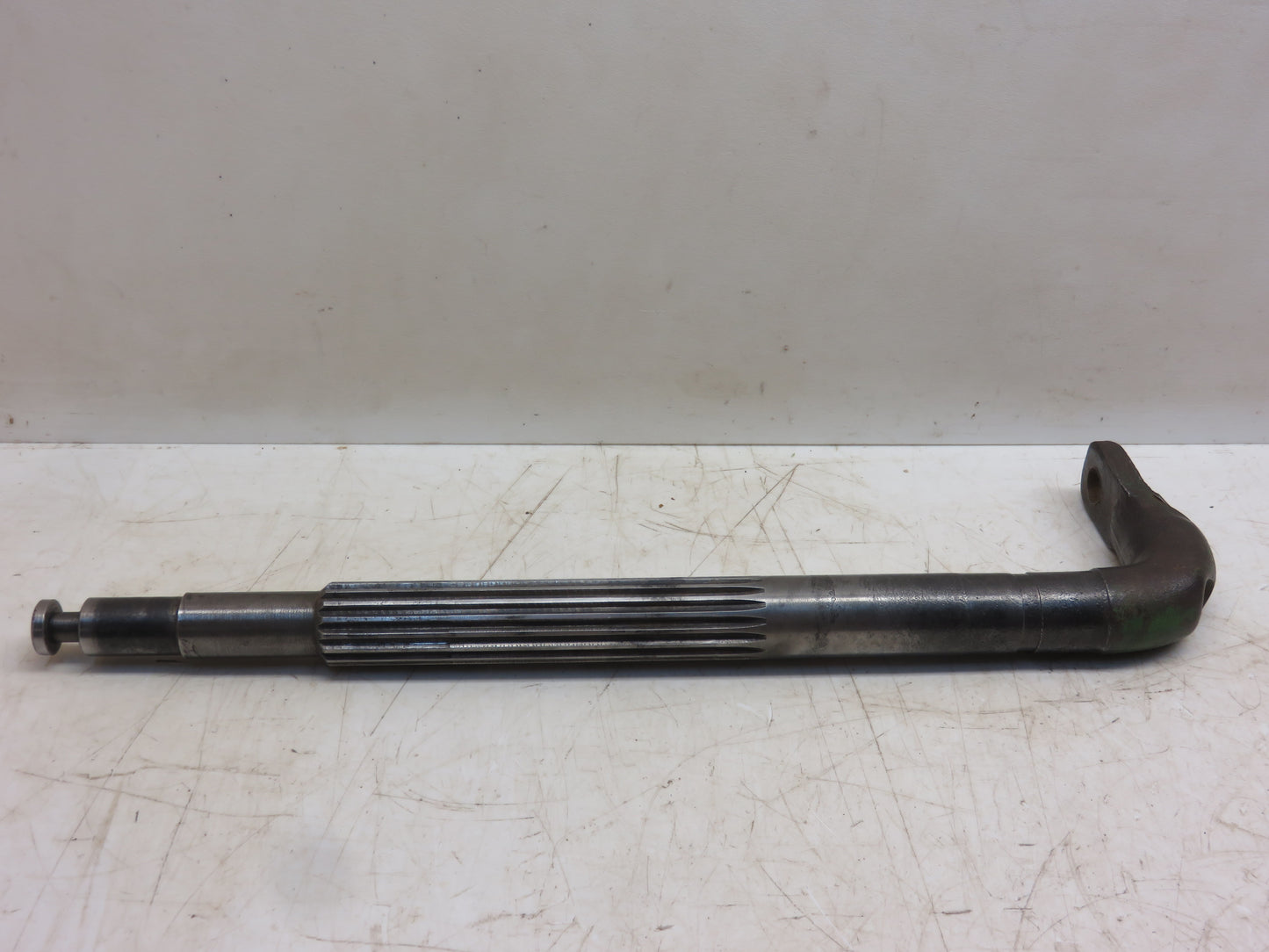F1401R John Deere Clutch Fork Shaft For 70, 720, 730