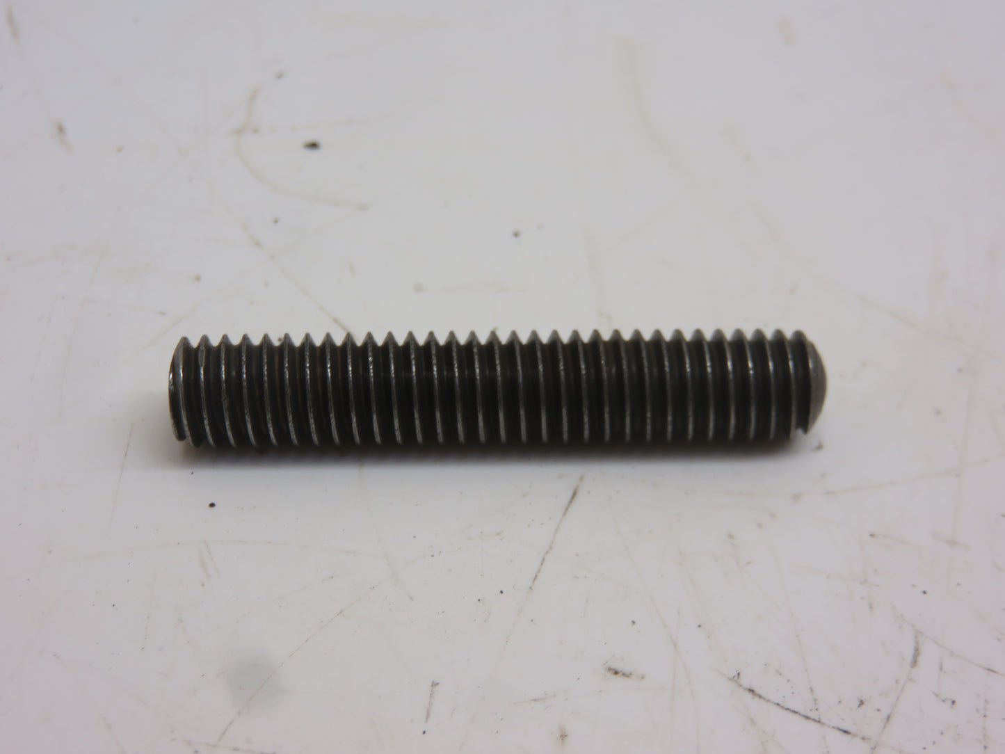 22H684 John Deere Throttle Control Set Screw For M, MT, 40, 320, 420, 330, 430