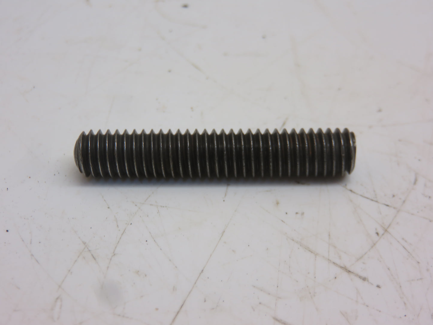 22H684 John Deere Throttle Control Set Screw For M, MT, 40, 320, 420, 330, 430