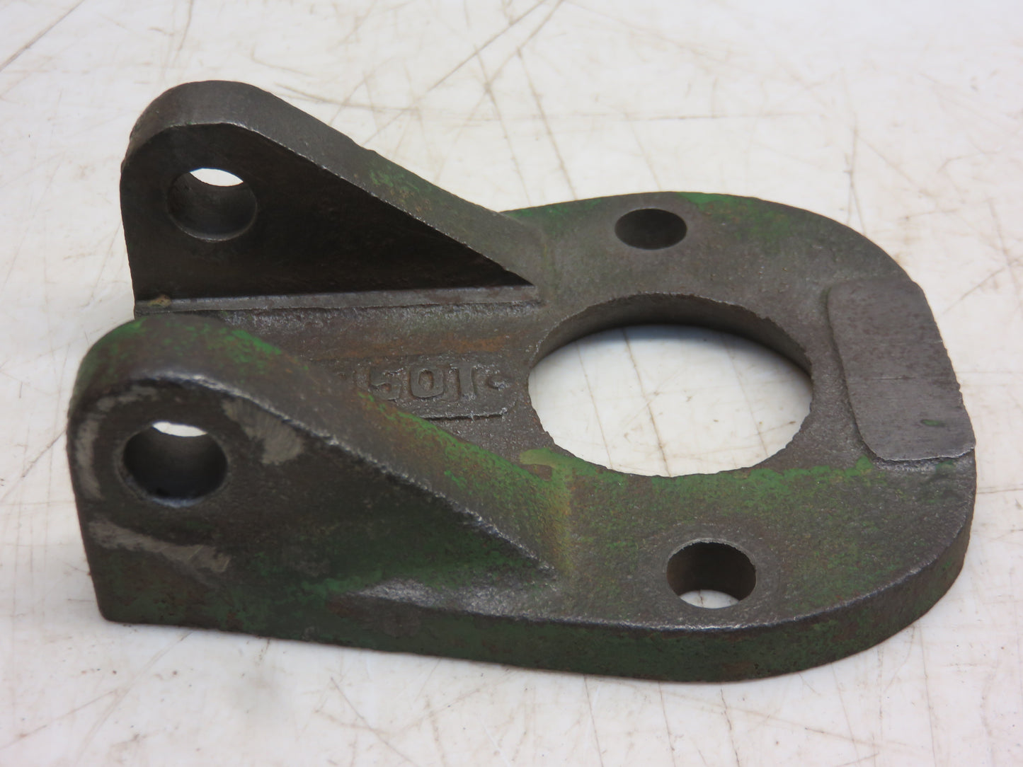 M950T John Deere Brake Pivot Bracket For MT