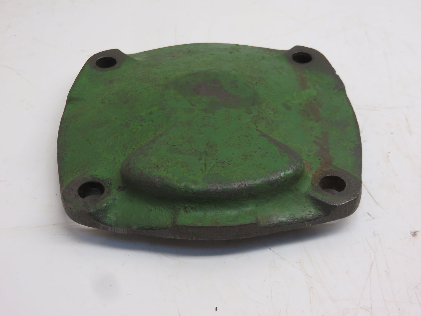 A3285R John Deere Left Hand Governor Bearing Housing For A, AR, AO, 60