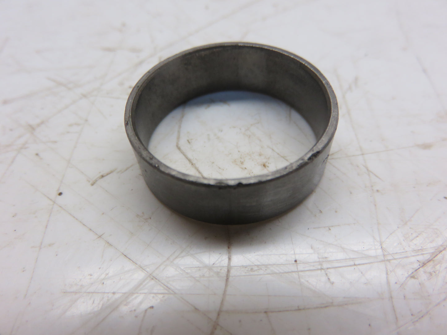 A2530R John Deere Oil Filter End Plate Spacer For A, B, D, G, H, R, 50, 60, 70, 520, 620, 720