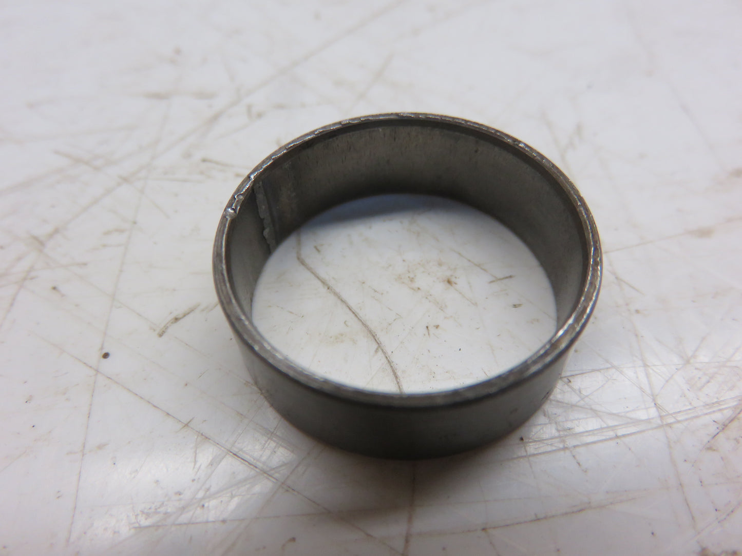 A2530R John Deere Oil Filter End Plate Spacer For A, B, D, G, H, R, 50, 60, 70, 520, 620, 720