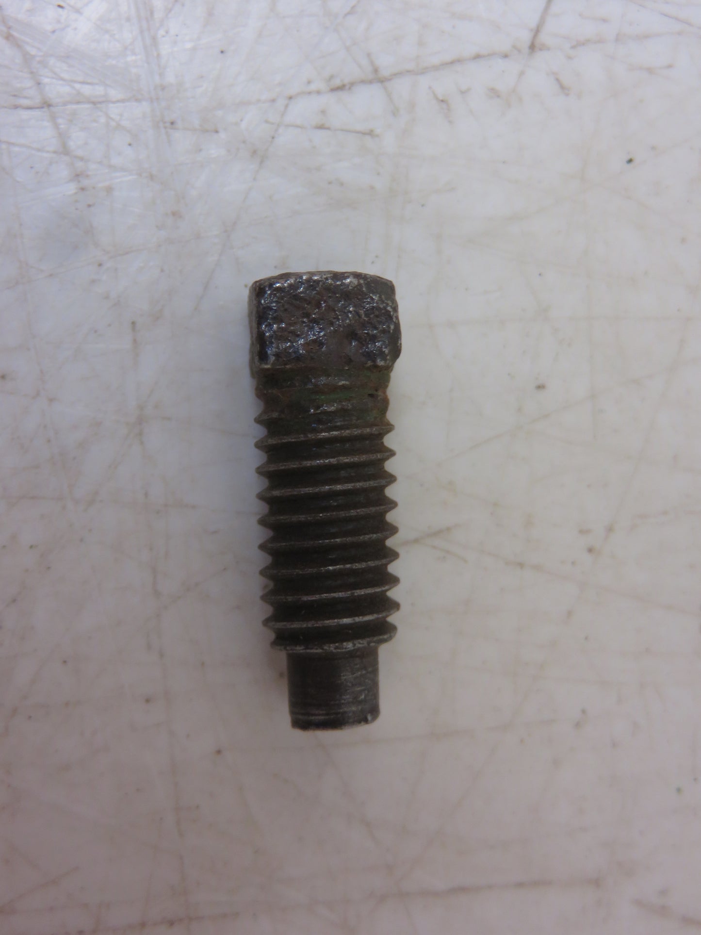 A320R, 22H42T John Deere Control Handle Dog Point Set Screw For A, B, G, H, R