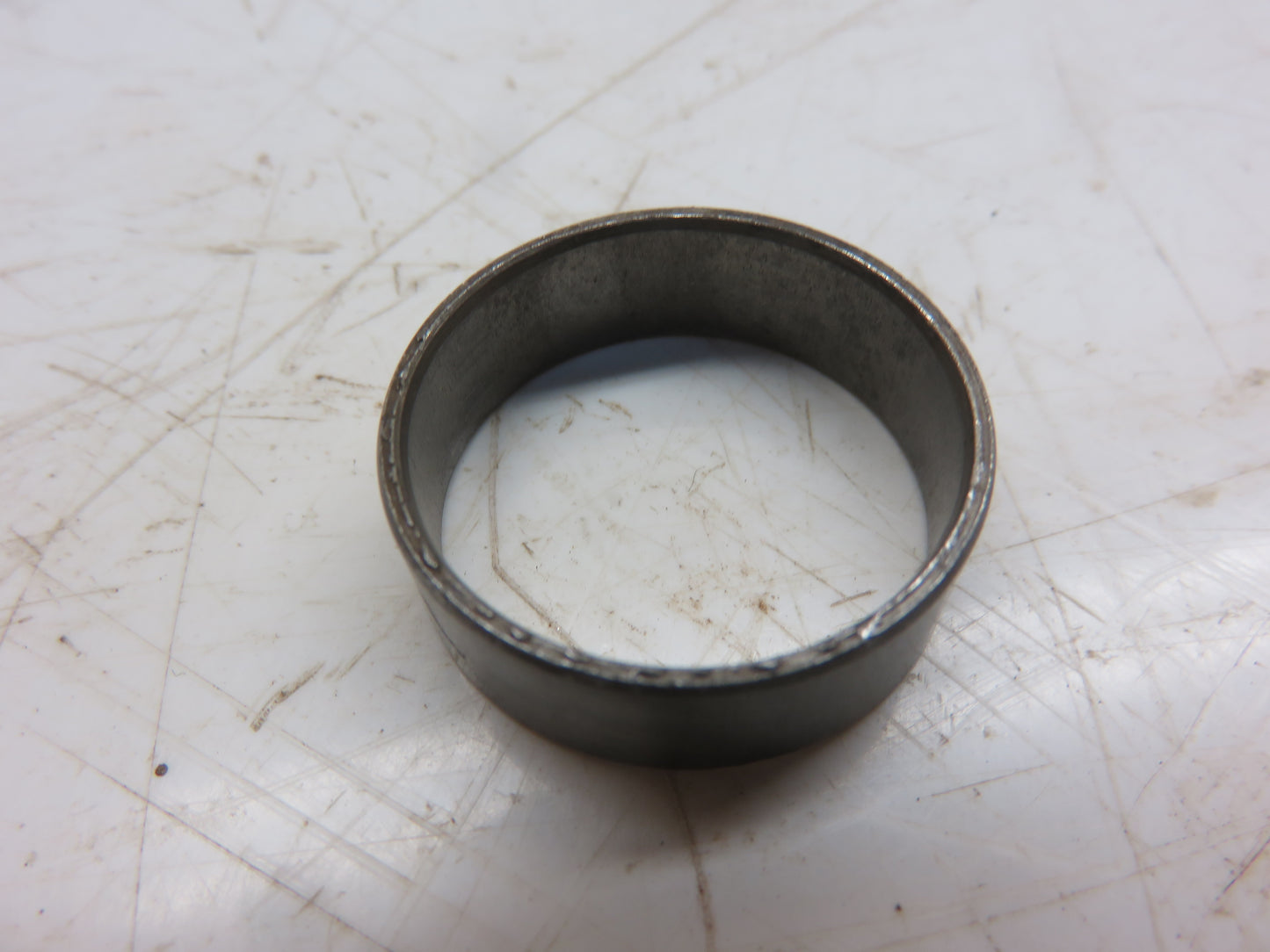 A2530R John Deere Oil Filter End Plate Spacer For A, B, D, G, H, R, 50, 60, 70, 520, 620, 720