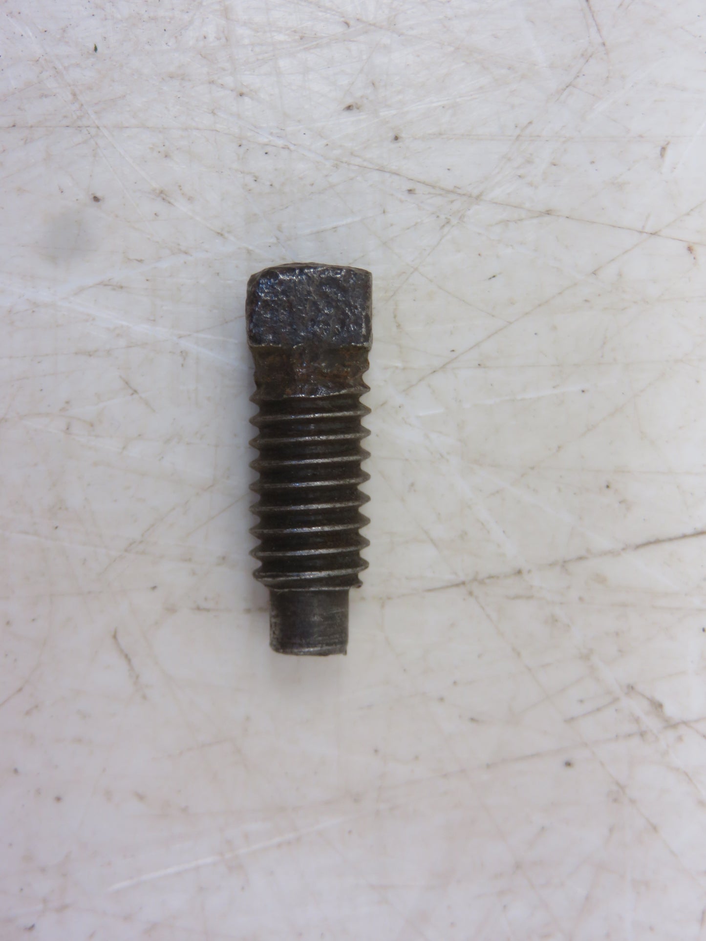 A320R, 22H42T John Deere Control Handle Dog Point Set Screw For A, B, G, H, R