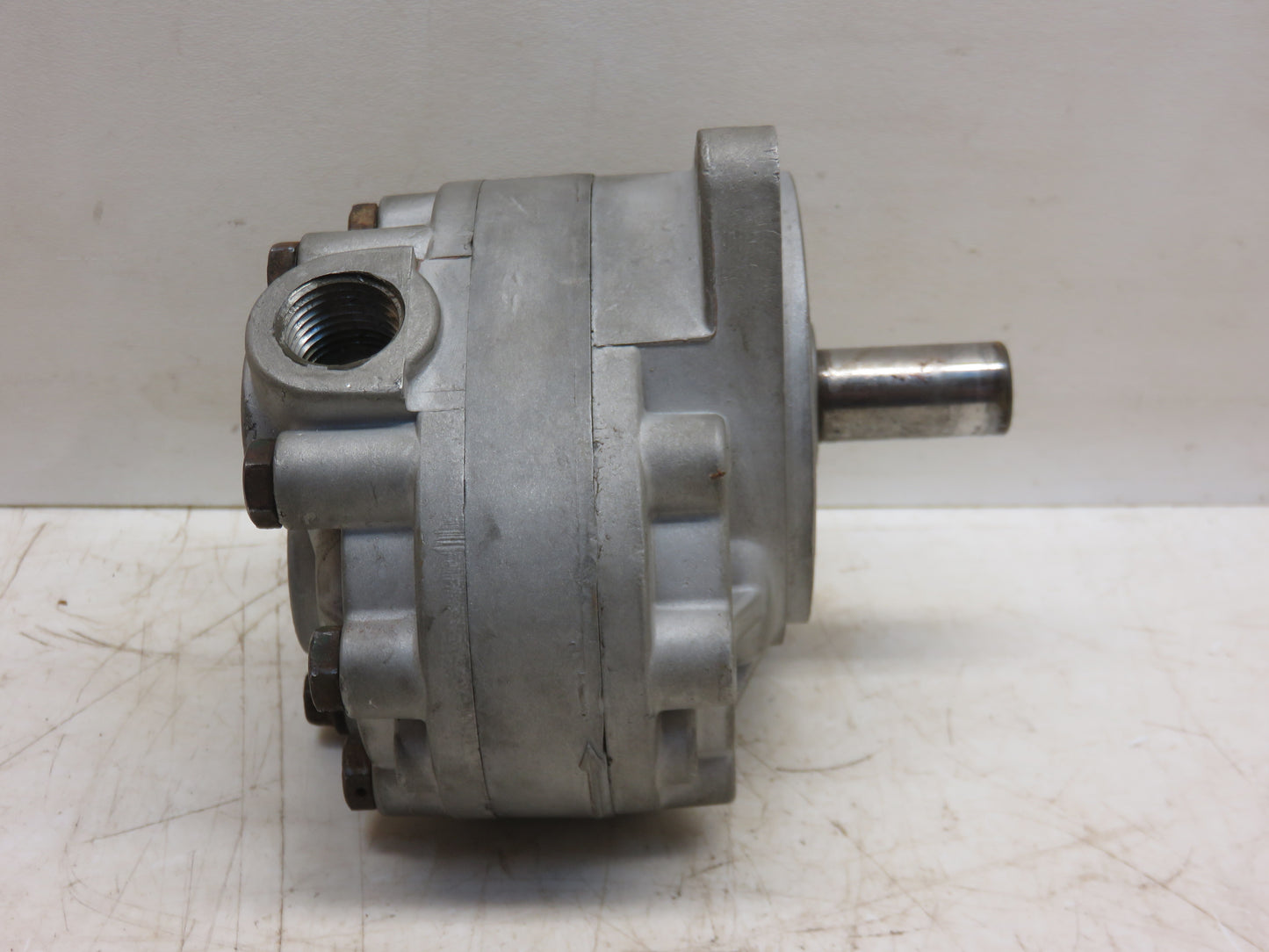 AT11531T John Deere Touchomatic Pump For 435
