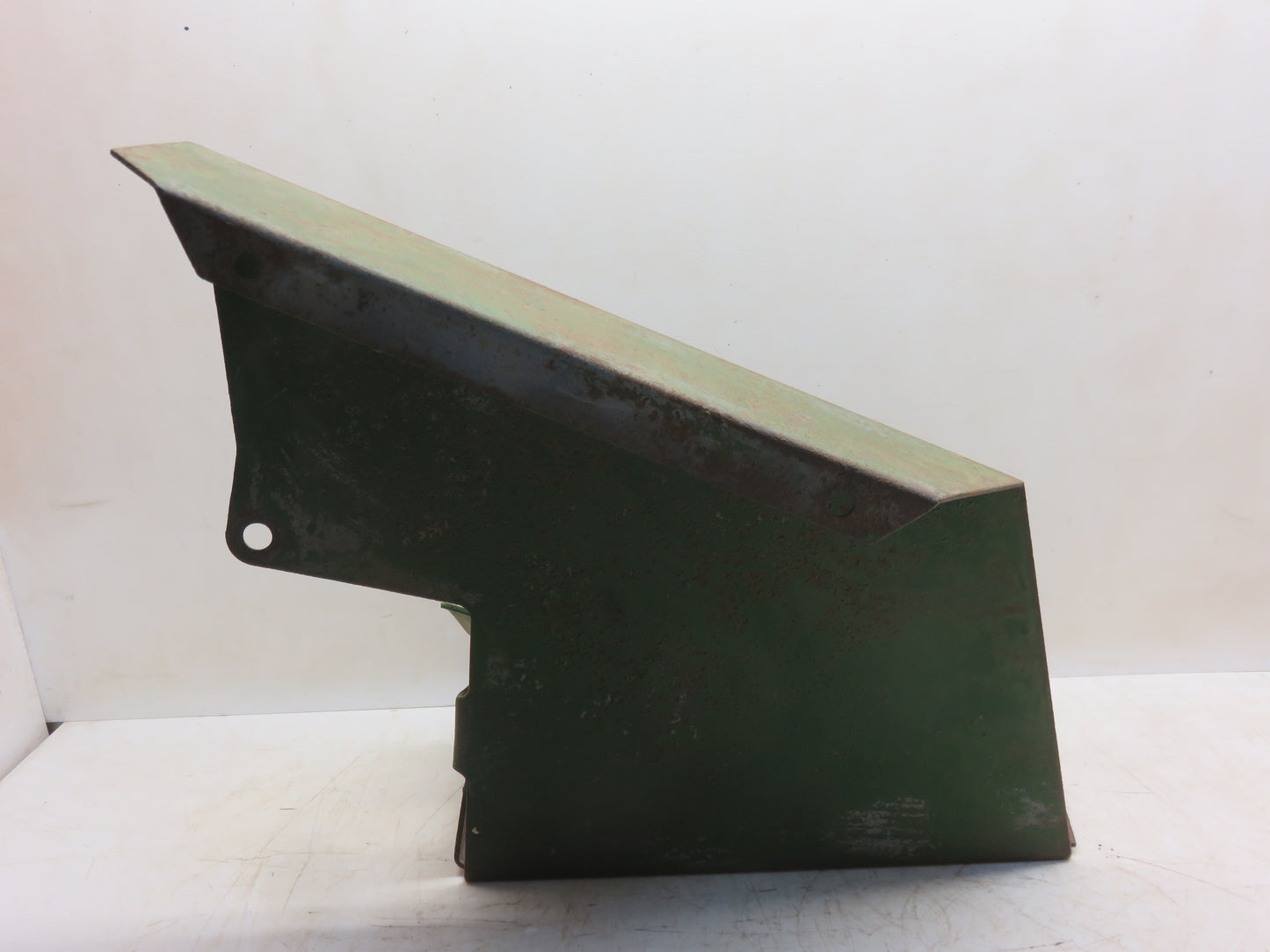 AM932T John Deere Right Side Footrest For MT