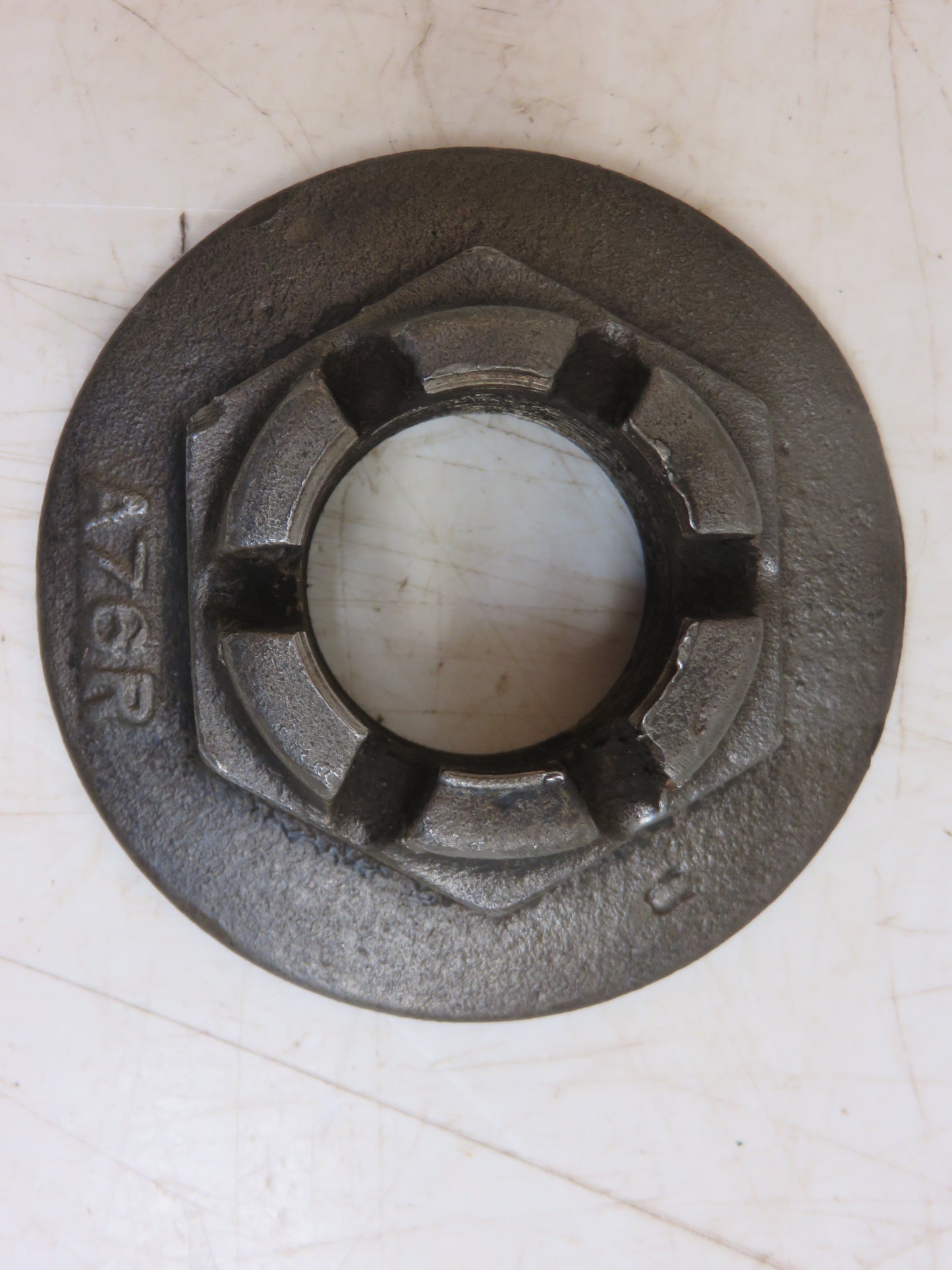 A76R John Deere Rear Axle Shaft Nut For A, AR, AO, D, G, 60, 70, 80, 620, 720, 820