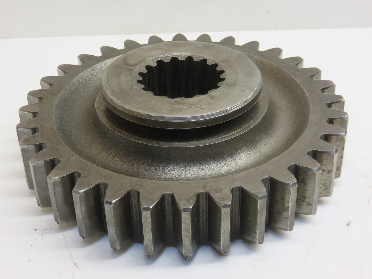 F1370R John Deere Fifth And Sixth Speed Sliding Pinion For 70