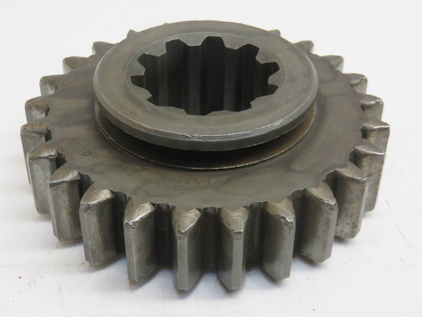 F1372R John Deere Sliding Gear Shaft Transmission Drive Pinion For 70
