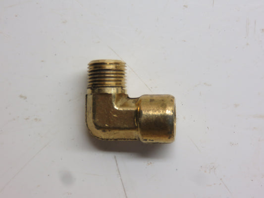 R10039R John Deere Carburetor Elbow Fitting For D