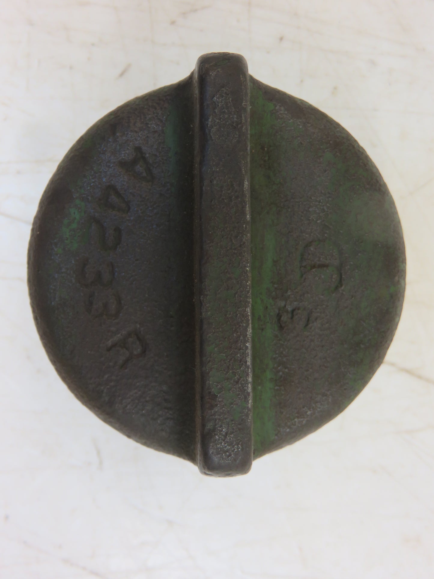 A4233R John Deere Oil Filler Cap For A, B, R, 50, 60, 70, 80, 520, 620, 720, 820, 530, 630, 730, 830