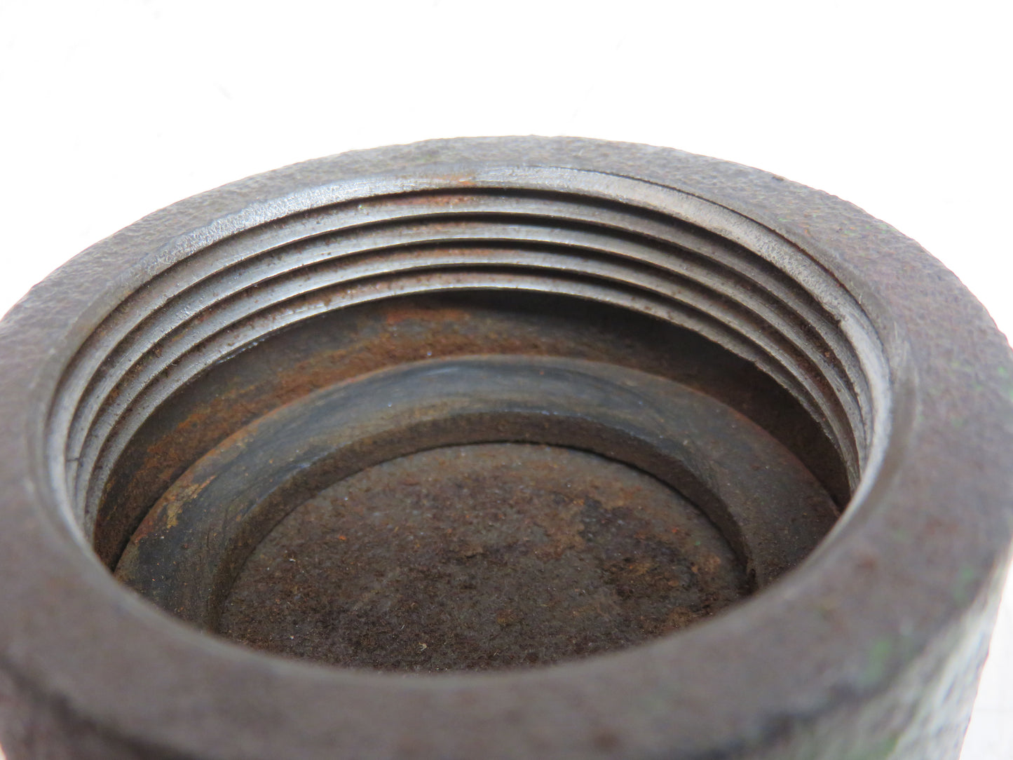 A4233R John Deere Oil Filler Cap For A, B, R, 50, 60, 70, 80, 520, 620, 720, 820, 530, 630, 730, 830